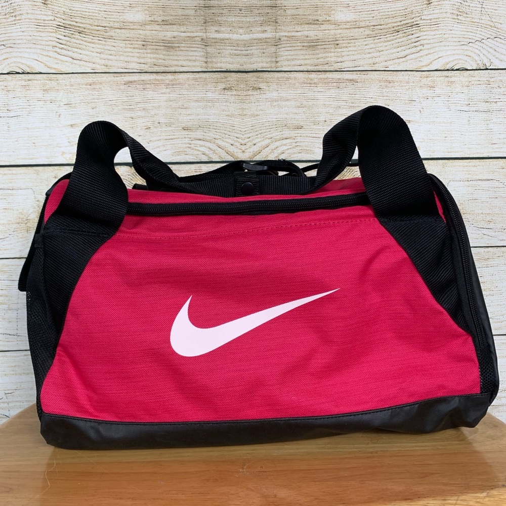 Women’s Nike gym bag